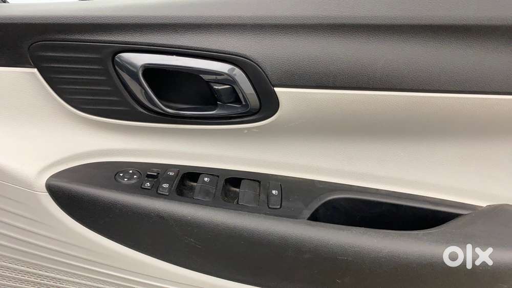 Hyundai New I20 1.2 Sportz Mt, 2024, Petrol