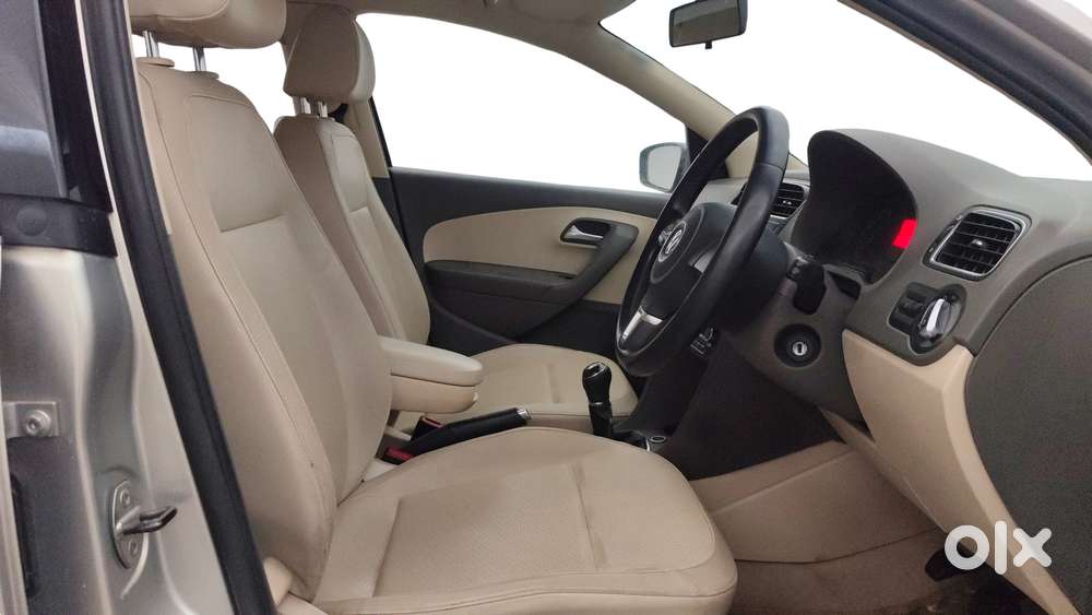 Volkswagen Vento 2010-2013 Petrol Highline, 2013, Petrol