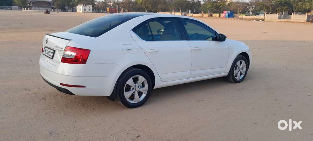 Skoda Octavia 1.8 Tsi At Style, 2019, Petrol