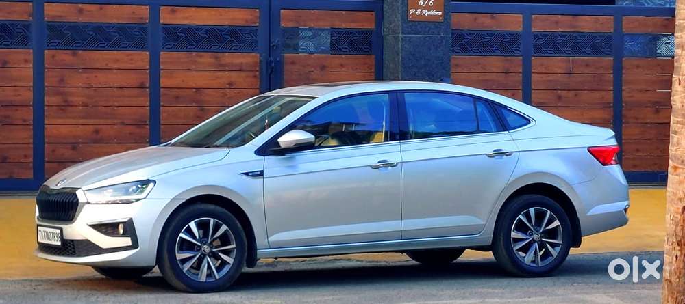 Skoda Slavia 1.0 Tsi Style At, 2023, Petrol
