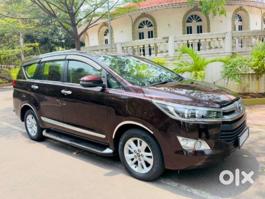Toyota Innova Crysta 2.4 V 8 Str, 2018, Diesel