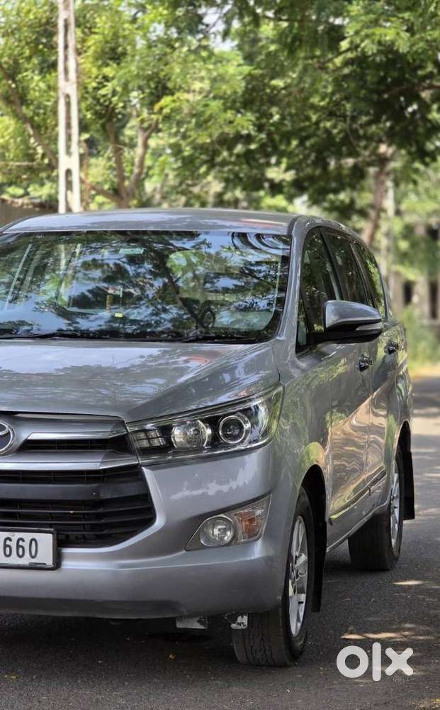 Toyota Innova Crysta 2.4 V 8 Str, 2017, Diesel