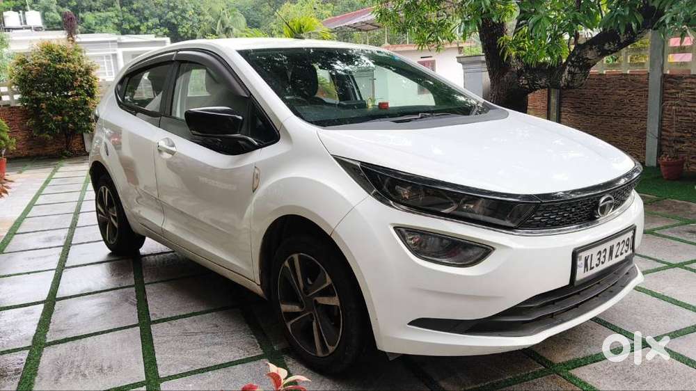 Tata Altroz 2021 Petrol Top Model Well Maintained