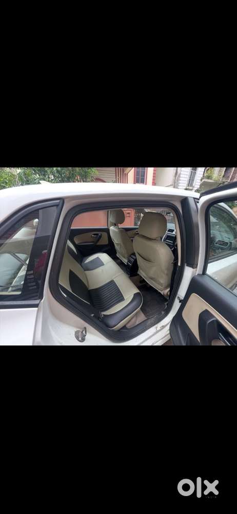 Volkswagen Ameo Petrol 2016