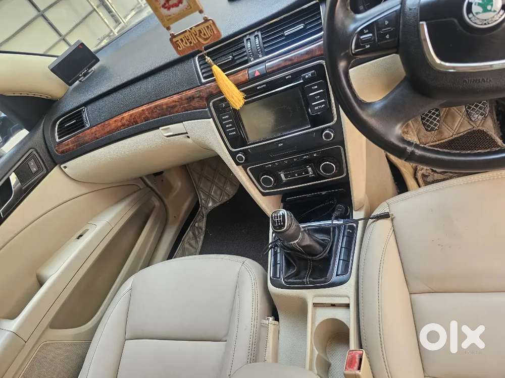 Skoda Superb 2013 Model 3rd Onwer