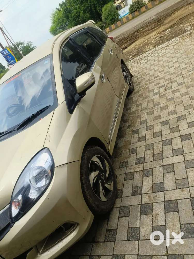 Honda Mobilio 2015 Model