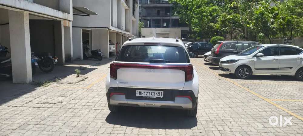 Kia Sonet 2025 Petrol 6500 Km Driven