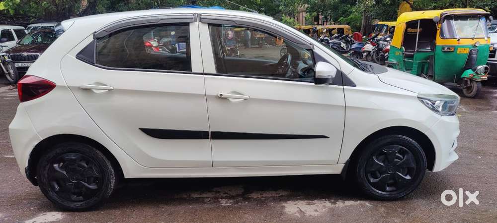 Tata Tiago 1.05 Revotorq Xt Option, 2021, Petrol