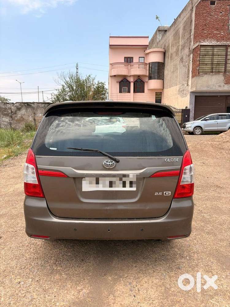 Toyota Innova 2015 Diesel Well Maintained