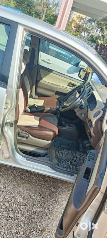 Maruti Suzuki Zen Estilo 2010