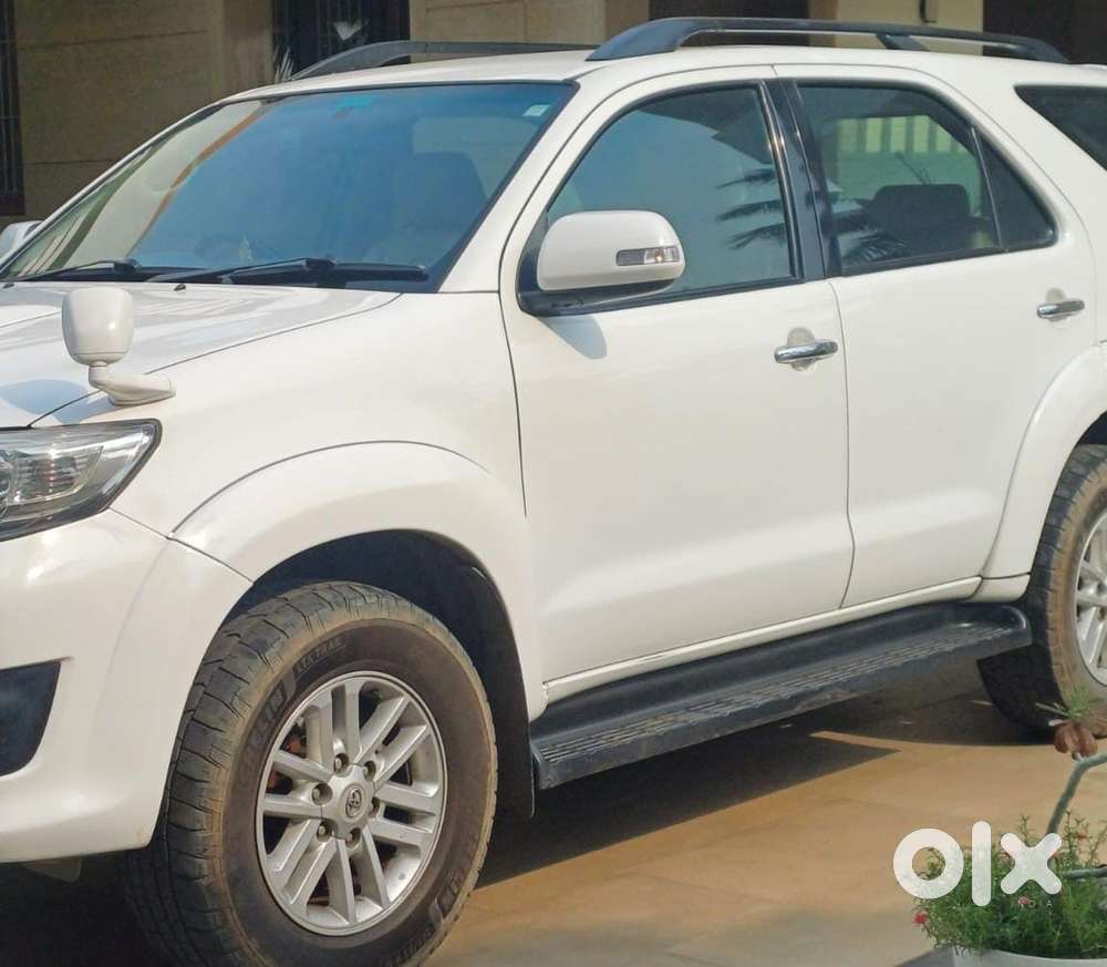 Toyota Fortuner 2011-2016 4x2 Manual, 2014, Diesel
