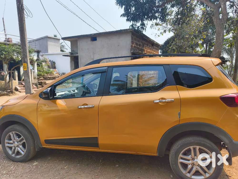 Renault Triber 2023 Petrol Well Maintained