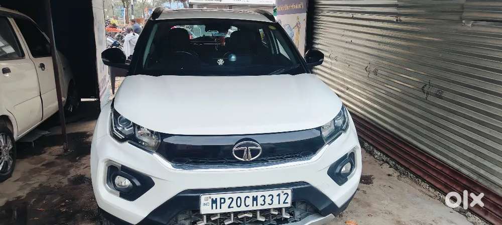 Tata Nexon 2022 Petrol 70000 Km Driven