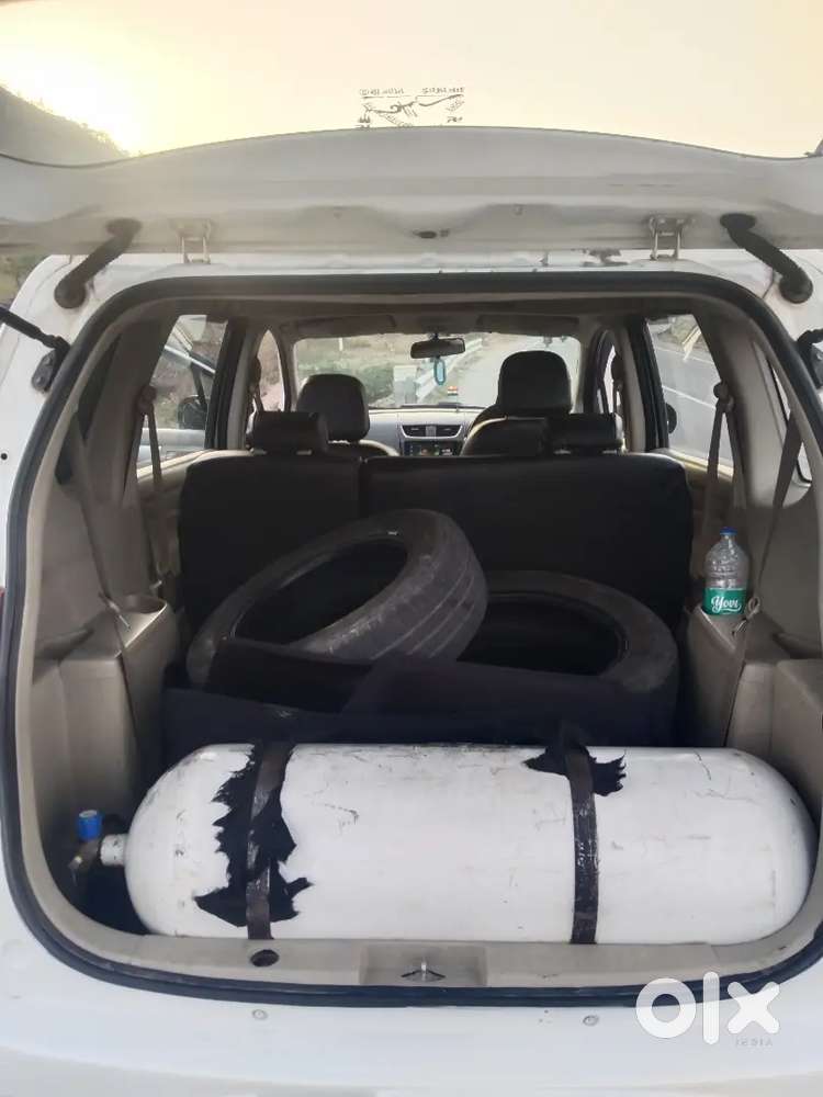 Maruti Suzuki Ertiga 2013 Cng