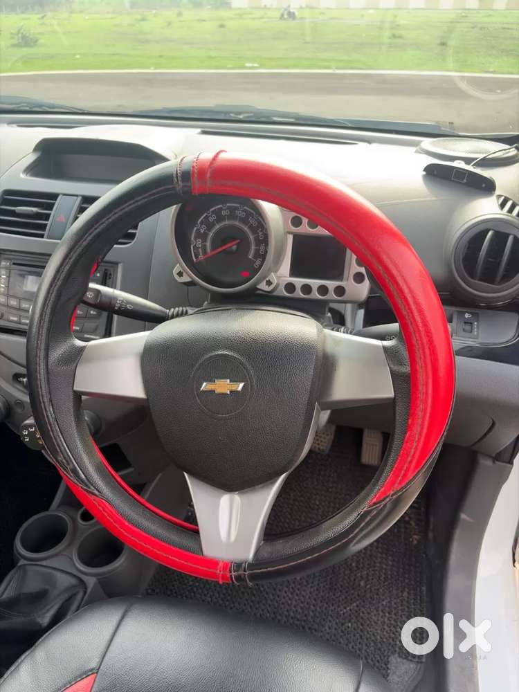 Chevrolet Beat, 2015, Petrol