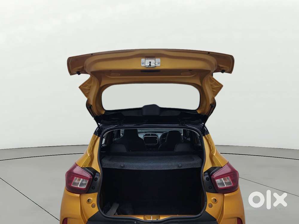 Renault Kwid 1.0 Climber (o) Dual Tone, 2024, Petrol