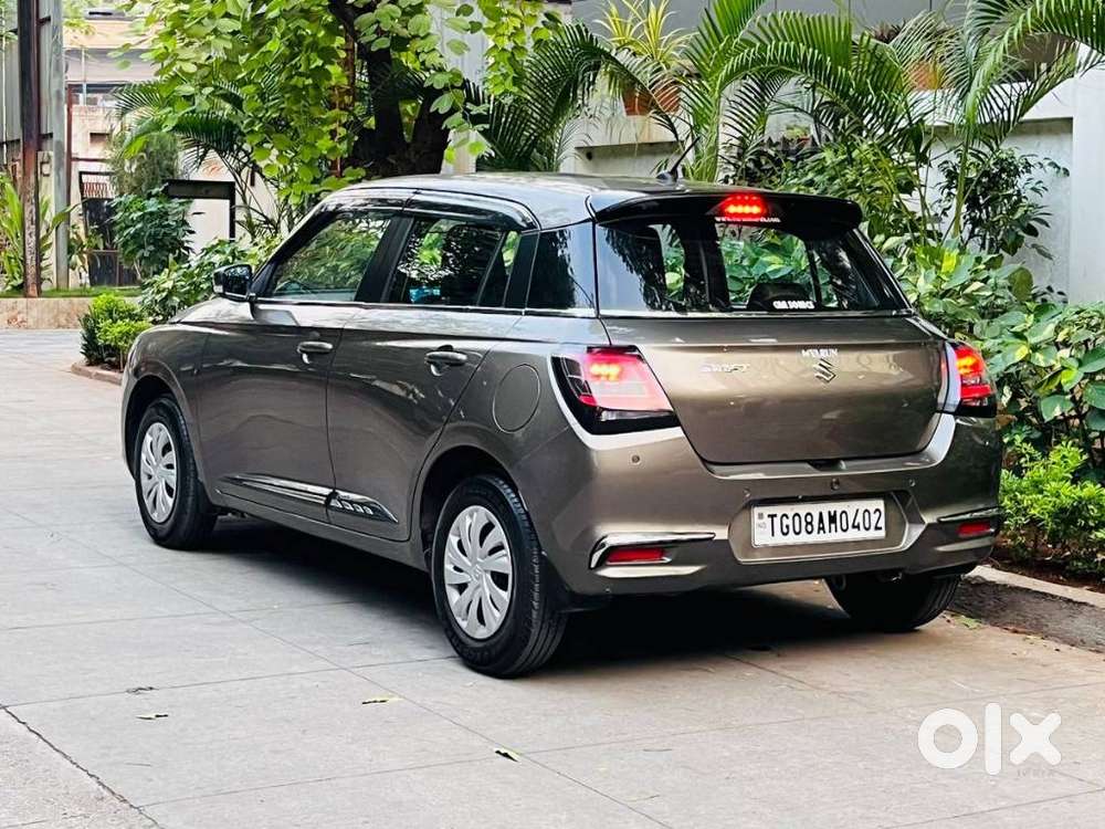 Maruti Suzuki Swift Vxi + Manual, 2026, Petrol