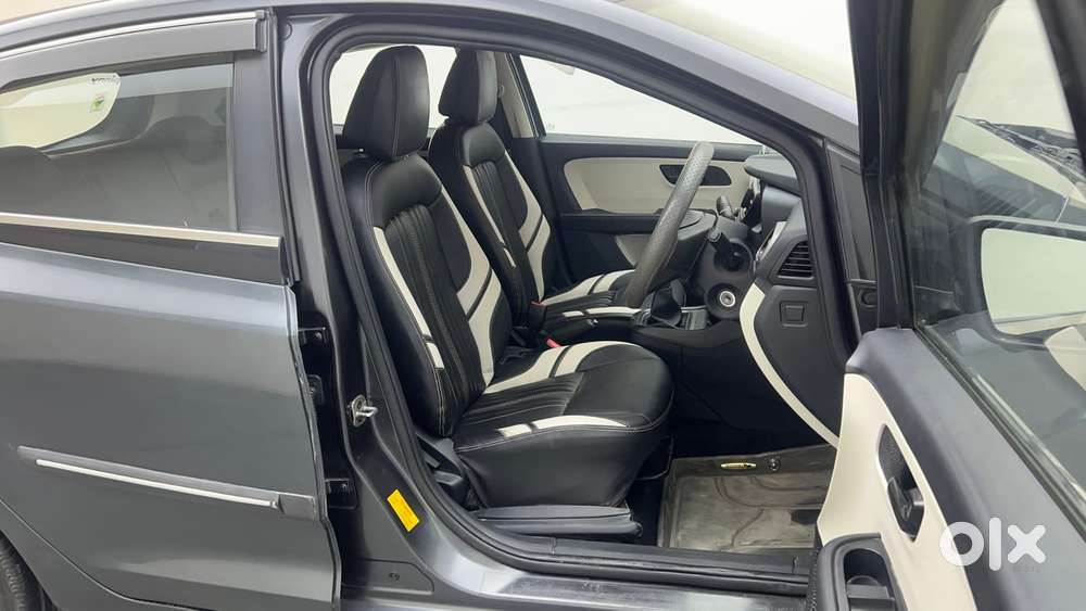 Tata Altroz 1.2 Xe Rhytm Petrol, 2021, Petrol