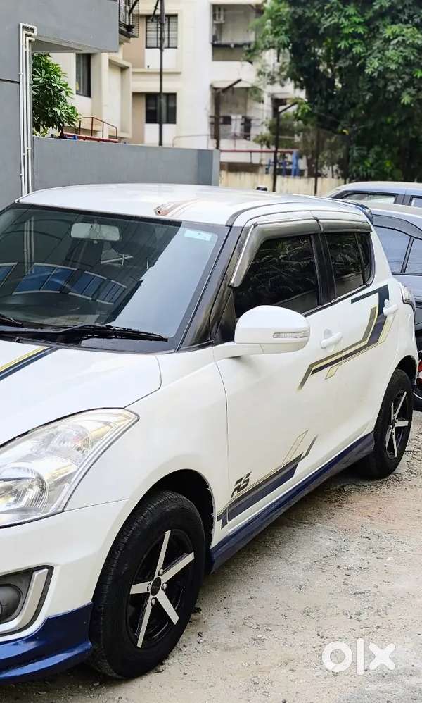 Maruti Suzuki Swift 2015 Diesel 84668 Km Driven