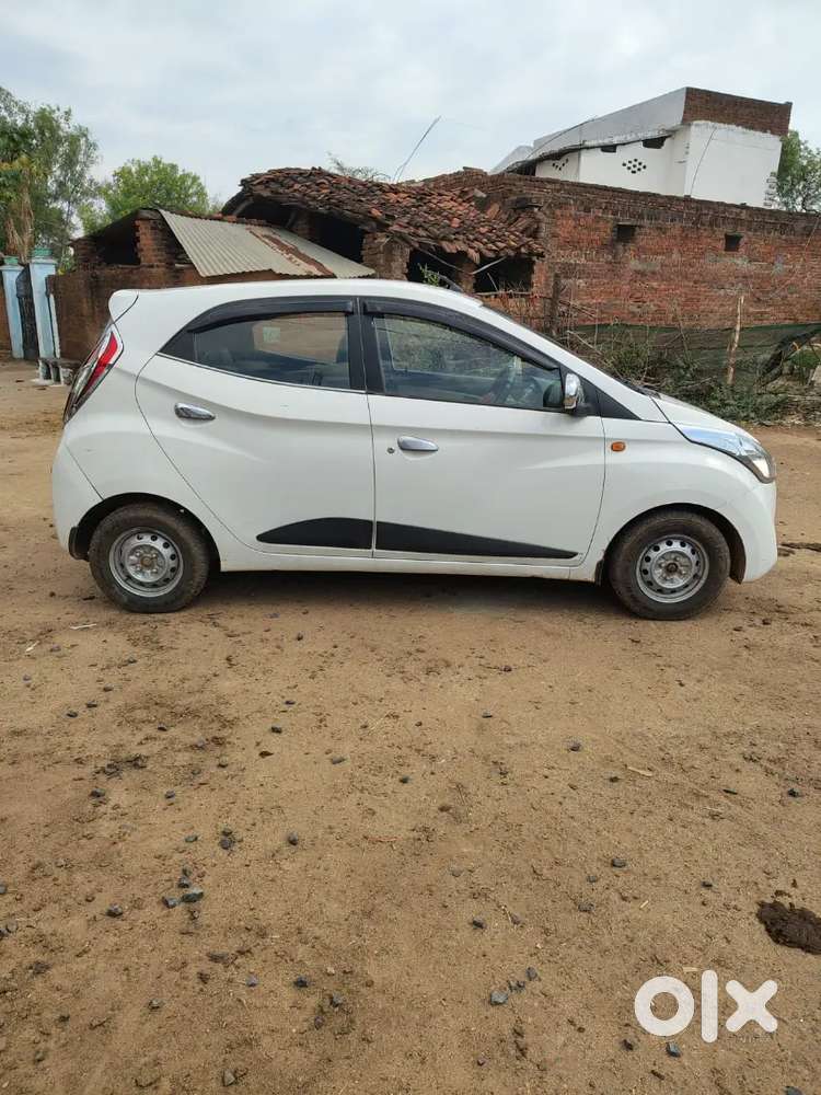 Hyundai Eon 2016 Petrol 66400 Km Driven