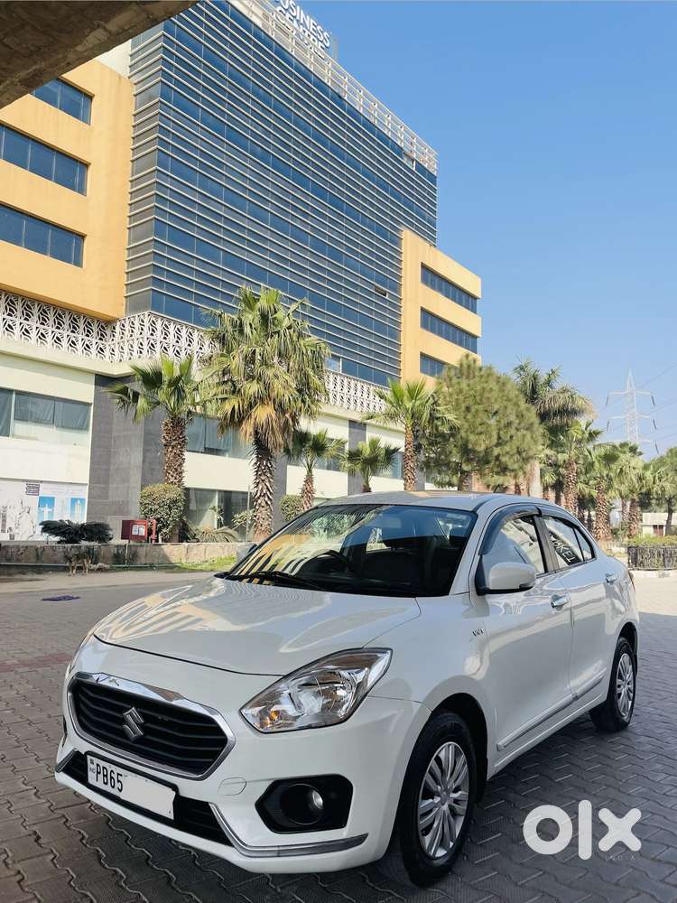 Maruti Suzuki Swift Dzire Vxi Optional, 2017, Petrol