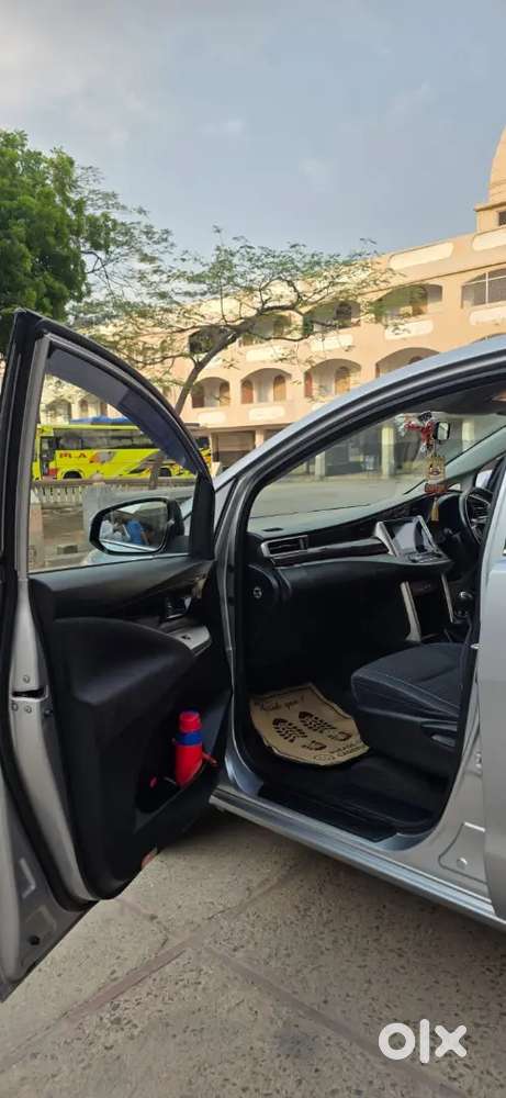 Toyota Innova Crysta 2018