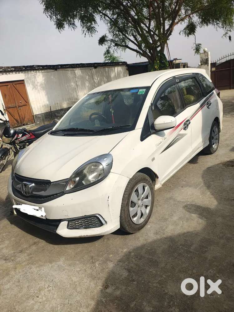 Honda Mobilio 2015 Petrol Well Maintained