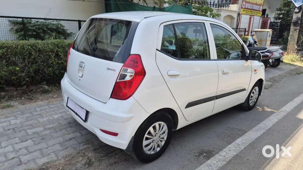 Hyundai I10 Sports All Original Jaipur No No Call Car 24