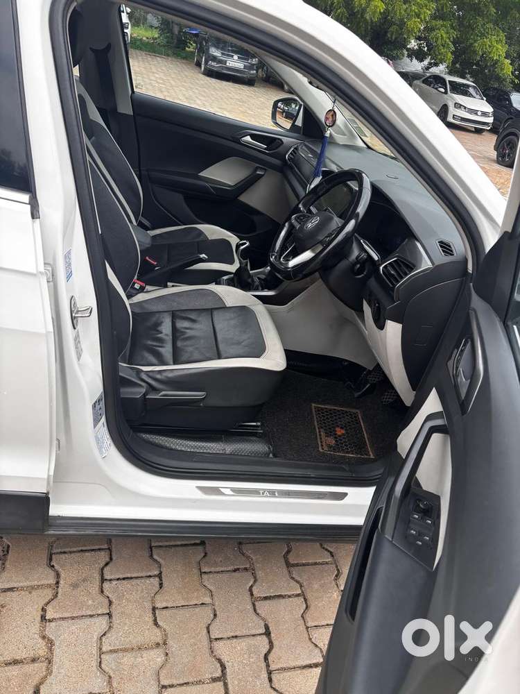 Volkswagen Taigun 1.0 Tsi Topline, 2022, Petrol
