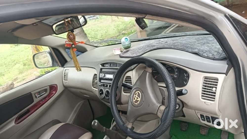 Toyota Innova Diesel Automatic 2009