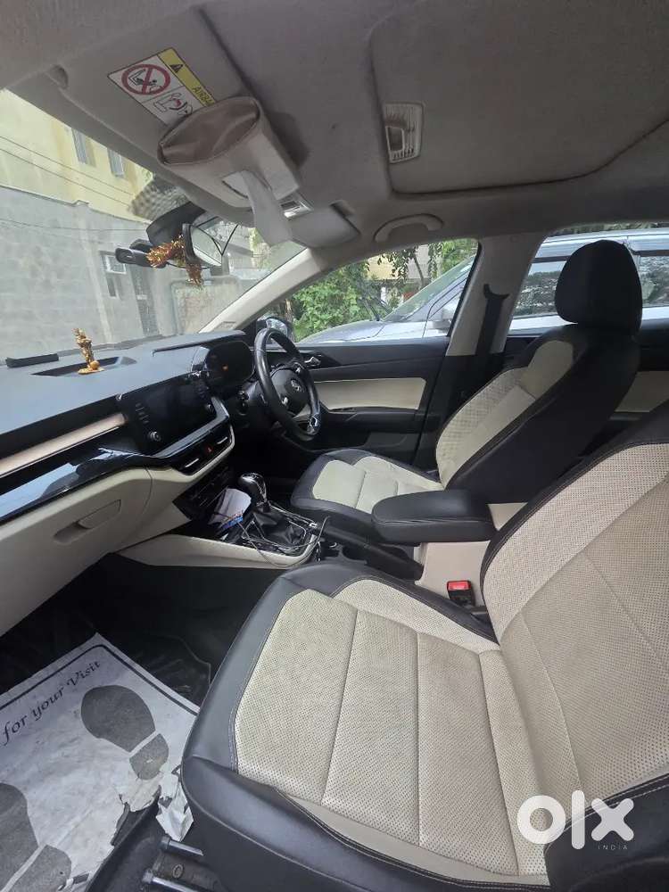 Skoda Slavia 1.0 Tsi At