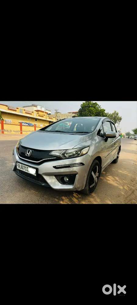 Honda Jazz 2016 Diesel Well Maintained
