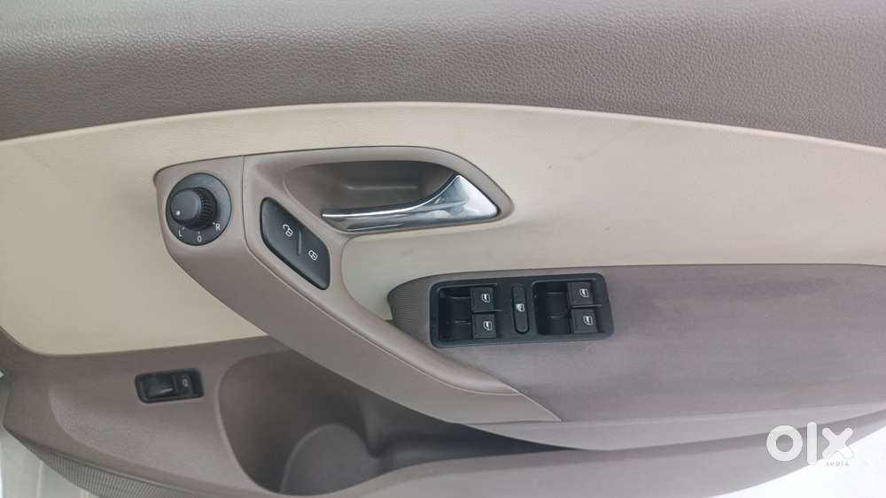 Skoda Rapid 1.6 Mpi Ambition, 2013, Petrol