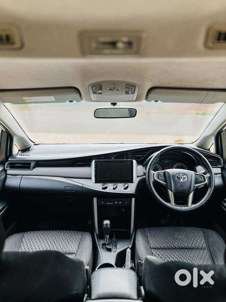Toyota Innova Crysta G 8 Str, 2016, Diesel