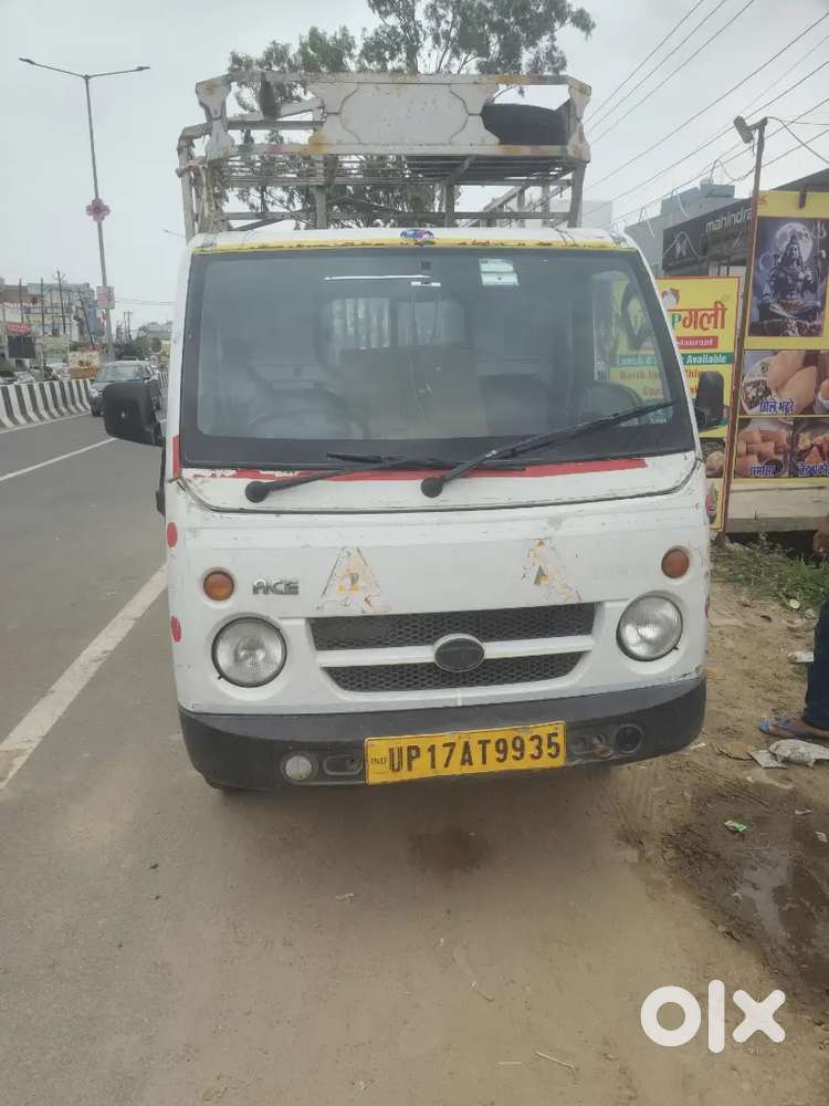 Tata S Gold