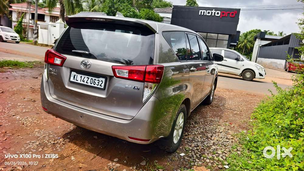 Toyota Innova Crysta 2.4 G Plus Mt 8 Str, 2020, Diesel