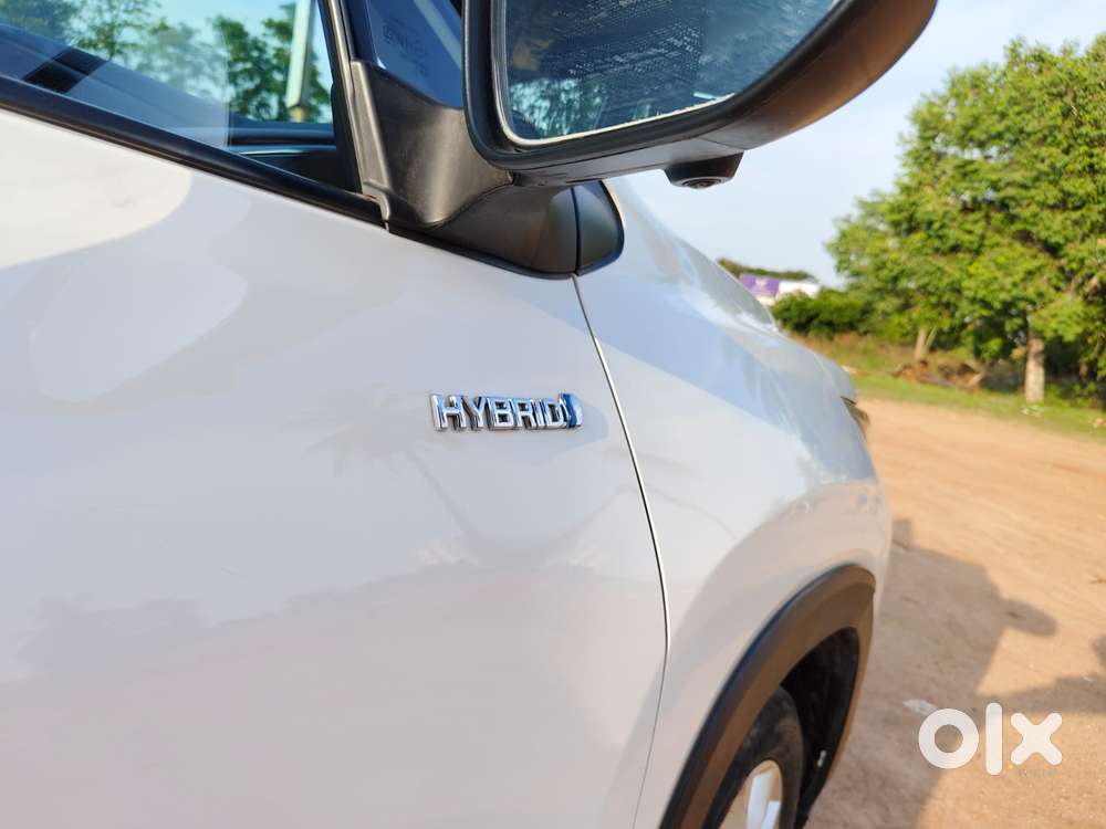 Toyota Innova Hycross 2.0 Vx Hybrid 7 Str, 2024, Petrol