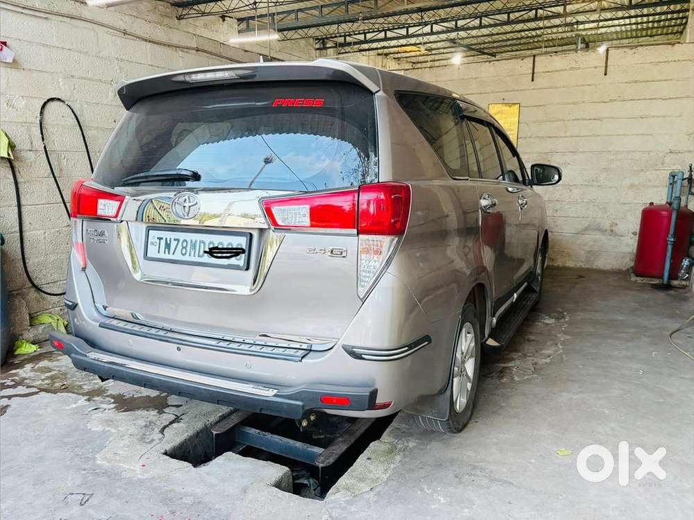 Toyota Innova Crysta 2016