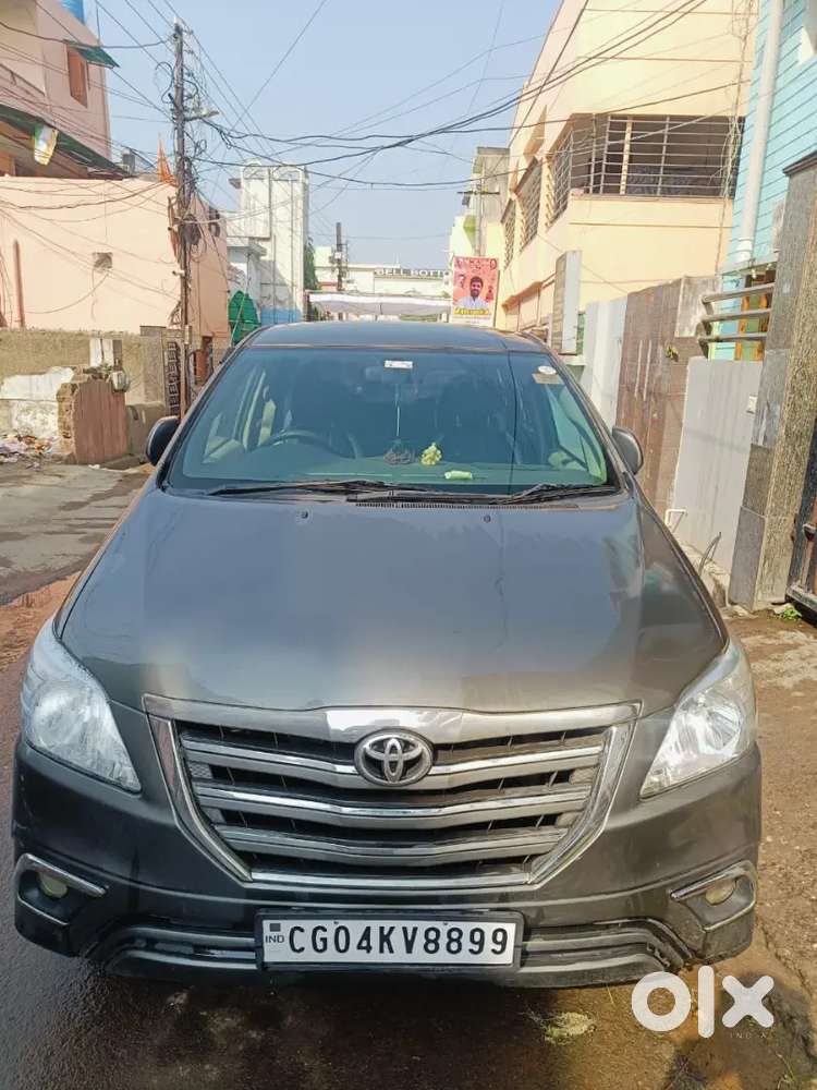 Good Condition Car  Tap Modal Innova 2014