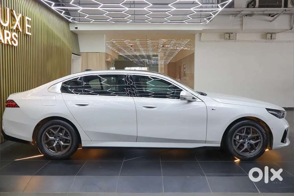 Bmw 5 Series, 2025, Petrol