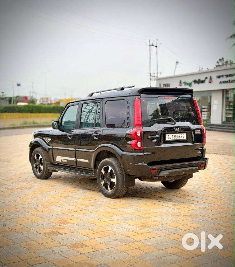 Mahindra Scorpio S11 Mt 7s, 2023, Diesel