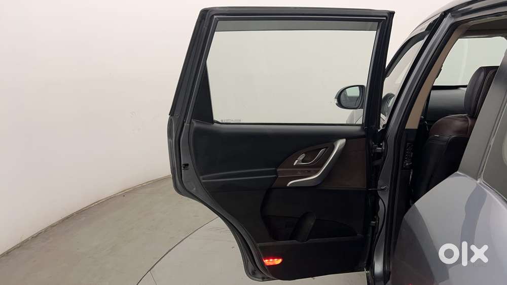 Mahindra Xuv500 W8, 2015, Diesel