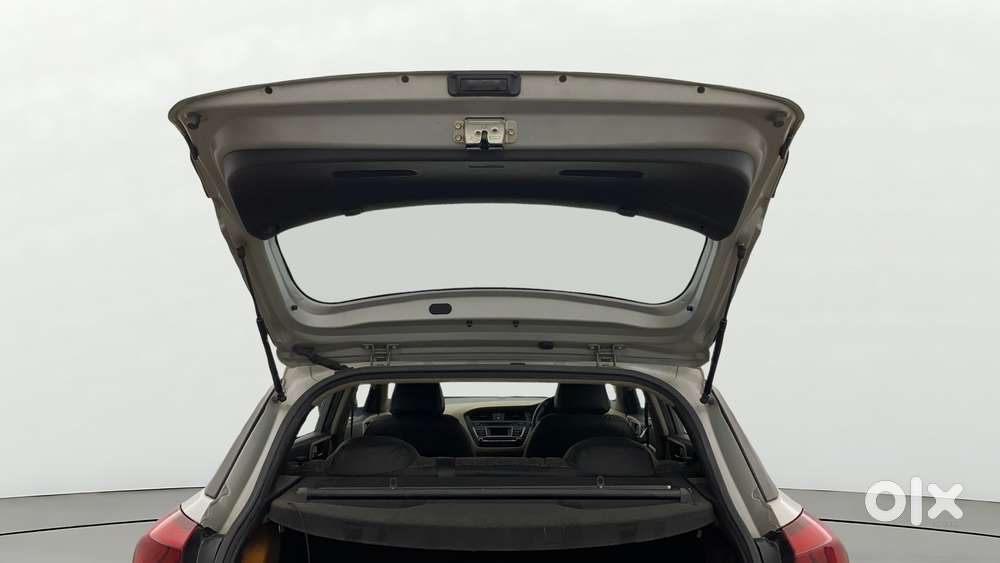 Hyundai Elite I20 Sportz (o) 1.2, 2015, Petrol