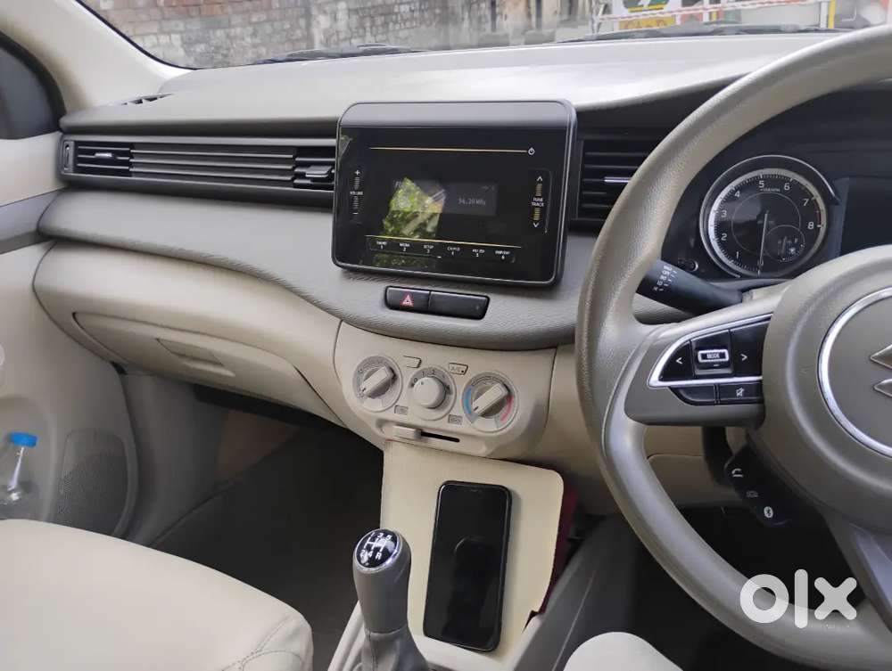 Maruti Suzuki Ertiga 2025 Cng & Petrol Showroom Condition