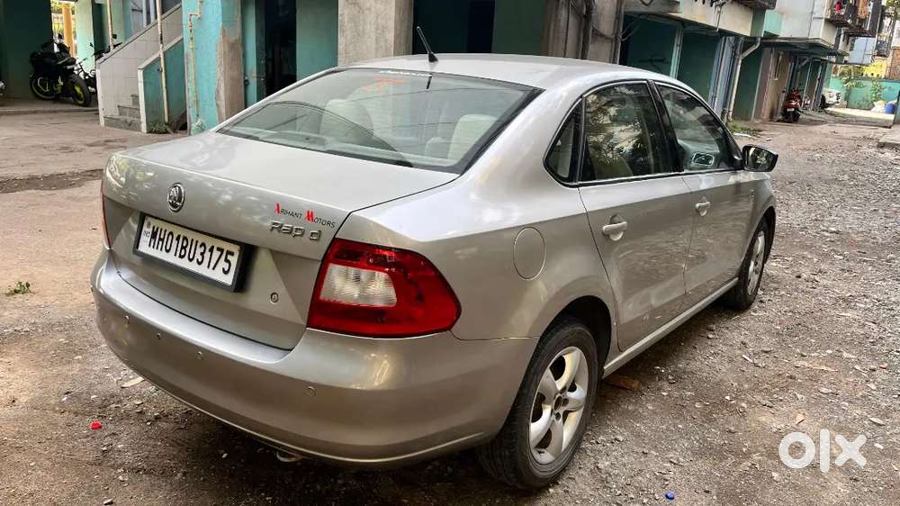 Skoda Rapid Elegance 2014 Automatic