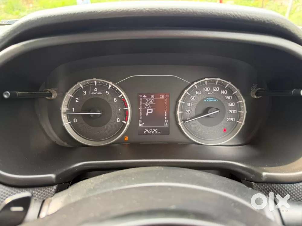 Maruti Suzuki Brezza Vxi At, 2024, Petrol
