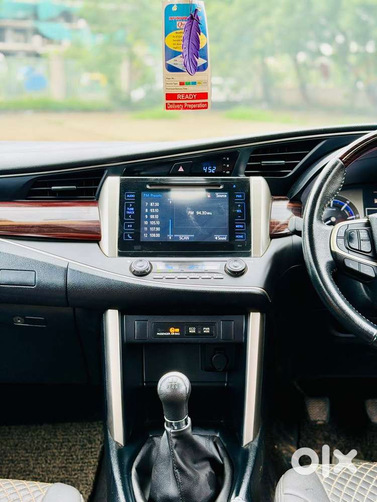 Toyota Innova Crysta 2.4 V, 2017, Diesel