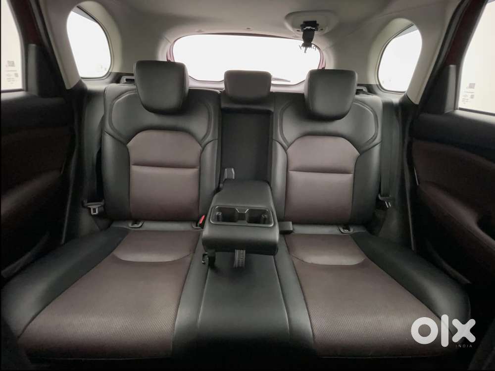 Maruti Suzuki Grand Vitara 1.5 Alpha Smart Hybrid Dual Tone At, 2024..
