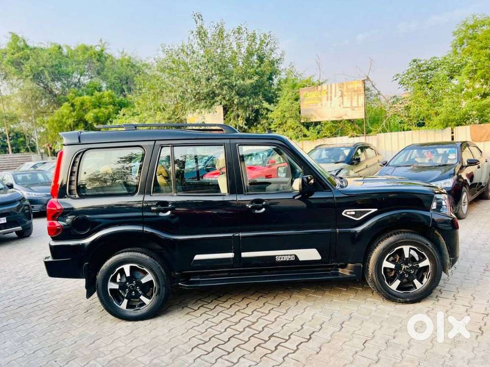 Mahindra Scorpio Classic 2.2 S 11 Mt 7 Cc, 2022, Diesel