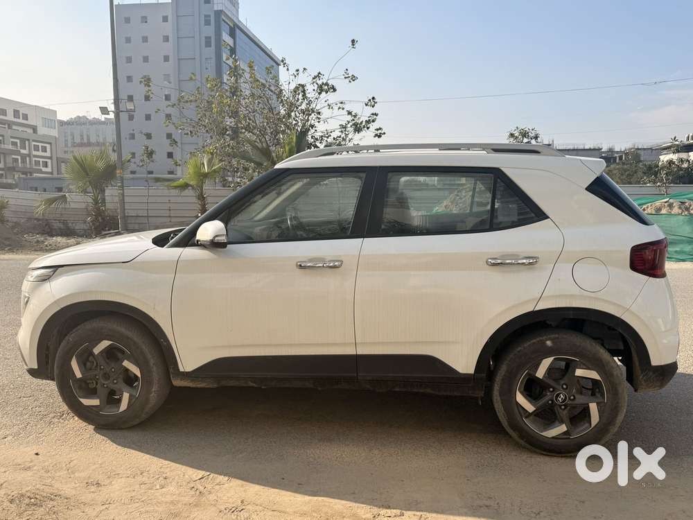 Hyundai Venue 1.0 Sx (o) Turbo Dct, 2019, Petrol